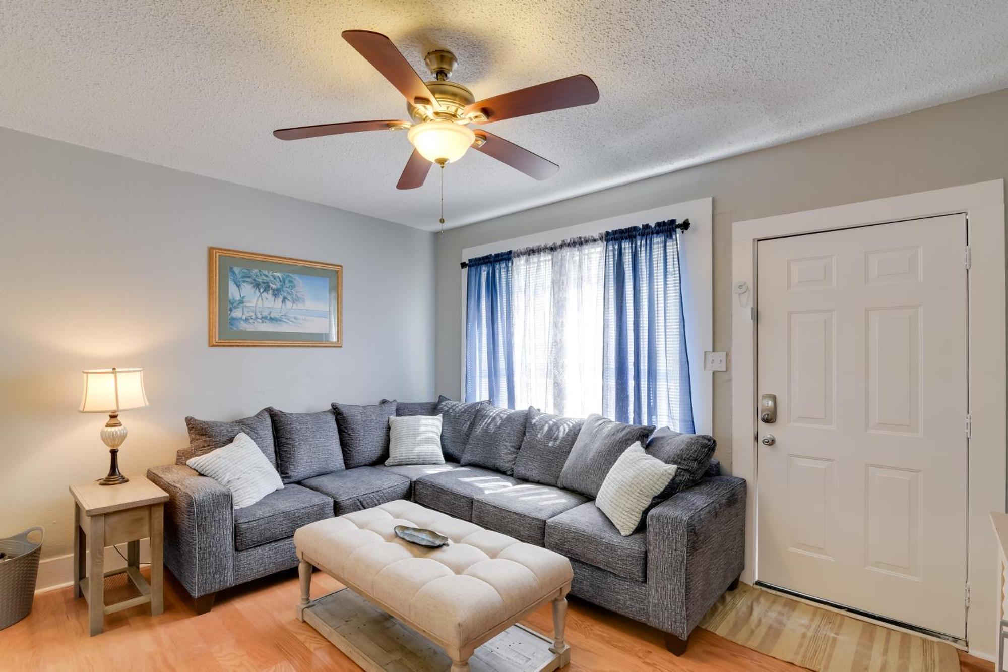 Beautiful Galveston Apt With Deck Less Than 3 Mi To Dtwn! Exteriör bild