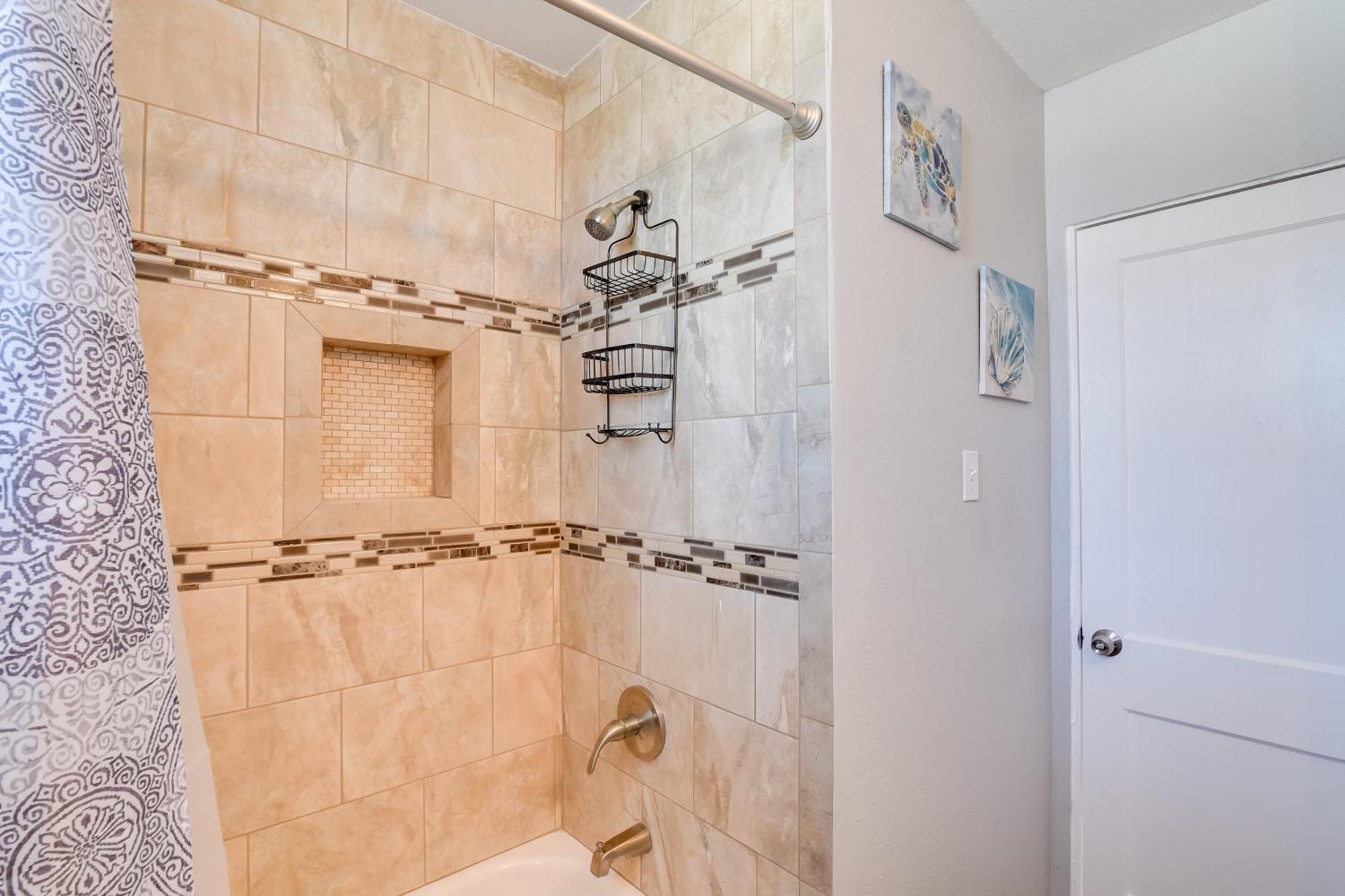 Beautiful Galveston Apt With Deck Less Than 3 Mi To Dtwn! Exteriör bild